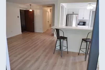 218 Brookside Lane #B, Willowbrook, IL 60527 - Photo 11