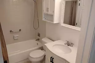 218 Brookside Ln, Willowbrook, IL 60527 - Photo 27