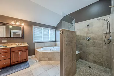 4204 Chaparral Drive, Naperville, IL 60564 - Photo 19