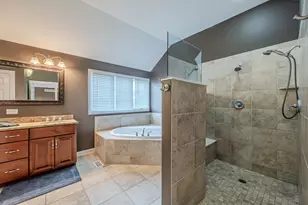 4204 Chaparral Dr, Naperville, IL 60564 - Photo 19