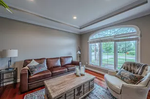 4204 Chaparral Dr, Naperville, IL 60564 - Photo 7