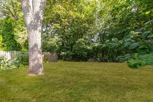2516 Red Oak Trail, Crest Hill, IL 60403 - Photo 19