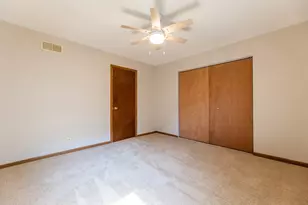 2516 Red Oak Trail, Crest Hill, IL 60403 - Photo 11