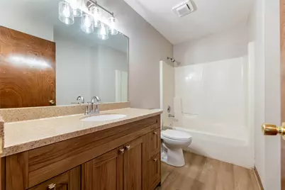 2516 Red Oak Trail, Crest Hill, IL 60403 - Photo 9