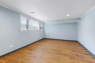 1402 E 76th St, Chicago, IL 60619 - Photo 13