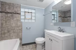 1402 E 76th St, Chicago, IL 60619 - Photo 21