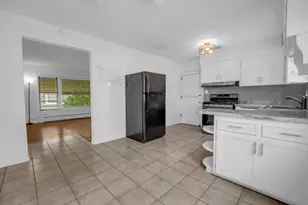 2743 N 72nd Ct, Elmwood Park, IL 60707 - Photo 3