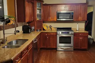 7230 S Luella Ave, Chicago, IL 60649 - Photo 3