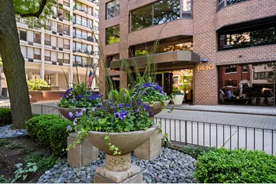 1410 N State Parkway #27B, Chicago, IL 60610 - Photo 3
