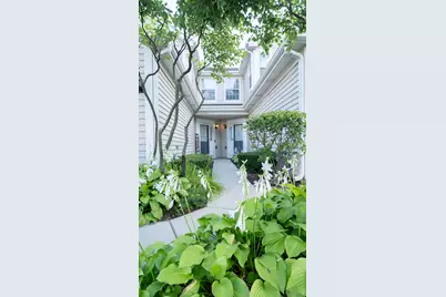 4489 W Brownstone Way #4489, Waukegan, IL 60085 - Photo 3