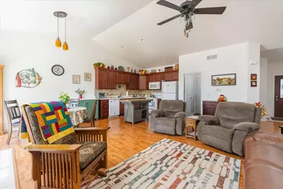 364 Ator Drive #B, Lasalle, IL 61301 - Photo 9