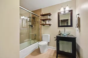 520 W Huron St, Chicago, IL 60654 - Photo 13