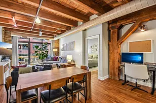 520 W Huron St, Chicago, IL 60654 - Photo 5