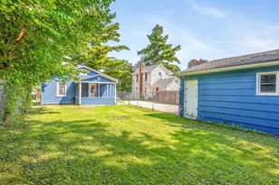 655 W Clark St, Freeport, IL 61032 - Photo 31