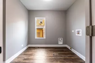 806 S 19th Ave, Maywood, IL 60153 - Photo 11