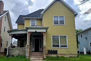 214 S Bloomington St, Streator, IL 61364 - Photo 1