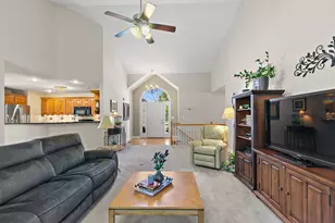 1426 Beach Ln, Sycamore, IL 60178 - Photo 7