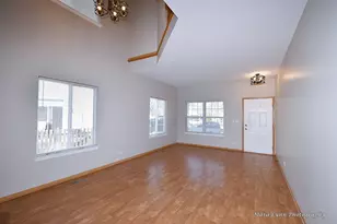 2824 Wheatland Ct, Naperville, IL 60564 - Photo 3