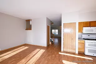 2824 Wheatland Ct, Naperville, IL 60564 - Photo 5