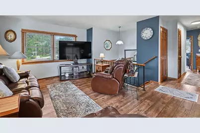 136 Augusta Road, Oswego, IL 60543 - Photo 5