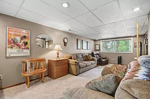 136 Augusta Rd, Oswego, IL 60543 - Photo 13