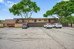 520 E Main St, Barrington, IL 60010 - Photo 1
