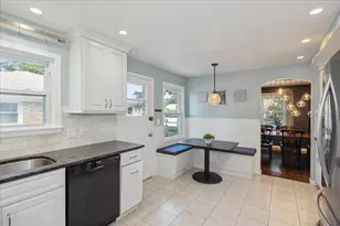 7624 Kilbourn Ave, Skokie, IL 60076 - Photo 9