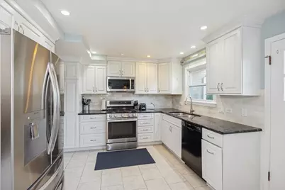 7624 Kilbourn Avenue, Skokie, IL 60076 - Photo 7