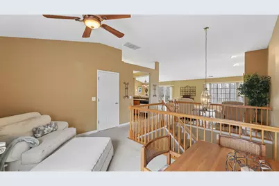 628 King Court #628, East Dundee, IL 60118 - Photo 11