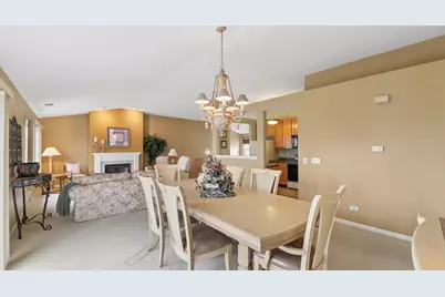 628 King Court #628, East Dundee, IL 60118 - Photo 7