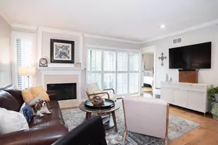8 Westwood Dr, Indian Head Park, IL 60525 - Photo 11