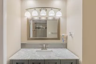 2110 Stanley Ct, Schaumburg, IL 60194 - Photo 13