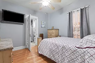 211 Casseday Ave, Joliet, IL 60432 - Photo 9