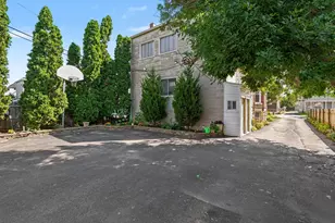 211 Casseday Ave, Joliet, IL 60432 - Photo 25