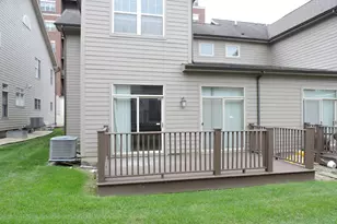 1755 Riverwoods Dr, Melrose Park, IL 60160 - Photo 31