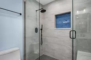 2731 N Janssen Ave, Chicago, IL 60614 - Photo 21