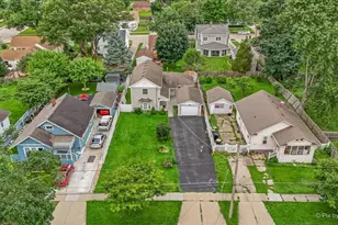 122 S Edison Ave, Elgin, IL 60123 - Photo 29