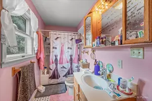 122 S Edison Ave, Elgin, IL 60123 - Photo 15