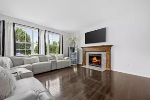 2297 Deerpath Rd, Bolingbrook, IL 60490 - Photo 5