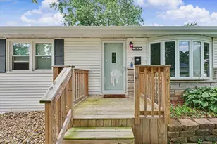 49 Colorado Dr, Decatur, IL 62526 - Photo 5
