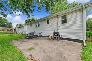 49 Colorado Dr, Decatur, IL 62526 - Photo 31