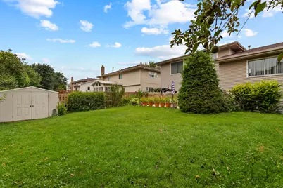 2141 W Cimarron Way, Addison, IL 60101 - Photo 21