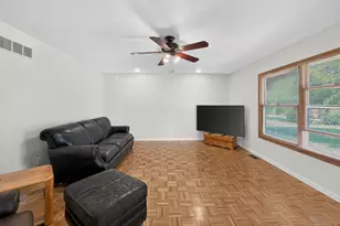 1350 Arneita St, Sycamore, IL 60178 - Photo 35