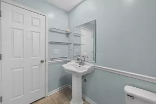 1350 Arneita St, Sycamore, IL 60178 - Photo 65