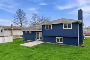 3494 Fairway Dr, Crete, IL 60417 - Photo 5