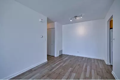 1409 Fremont Drive #NONE, Hanover Park, IL 60133 - Photo 5