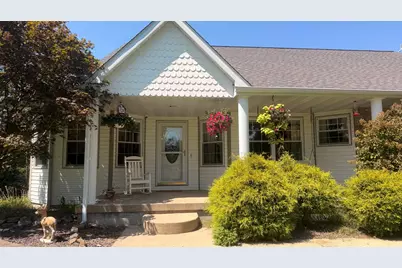 18205 Irvington Road, Centralia, IL 62801 - Photo 3