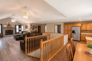 18205 Irvington Rd, Centralia, IL 62801 - Photo 7