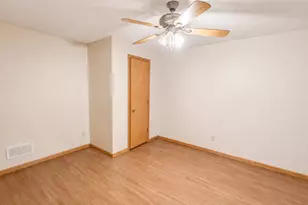 18205 Irvington Rd, Centralia, IL 62801 - Photo 15