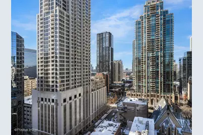 118 E Erie Street #20D, Chicago, IL 60611 - Photo 9